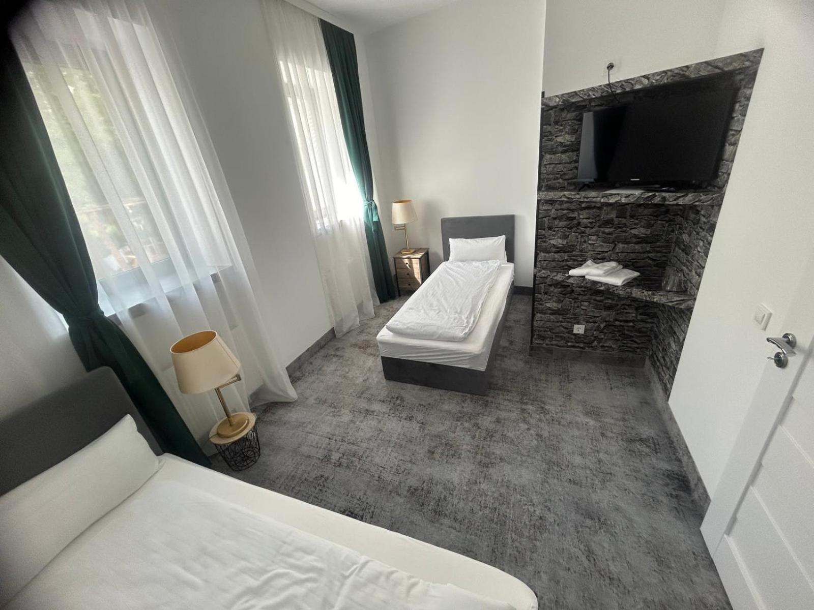 Hotel Weisses Haus Plauen Exteriér fotografie